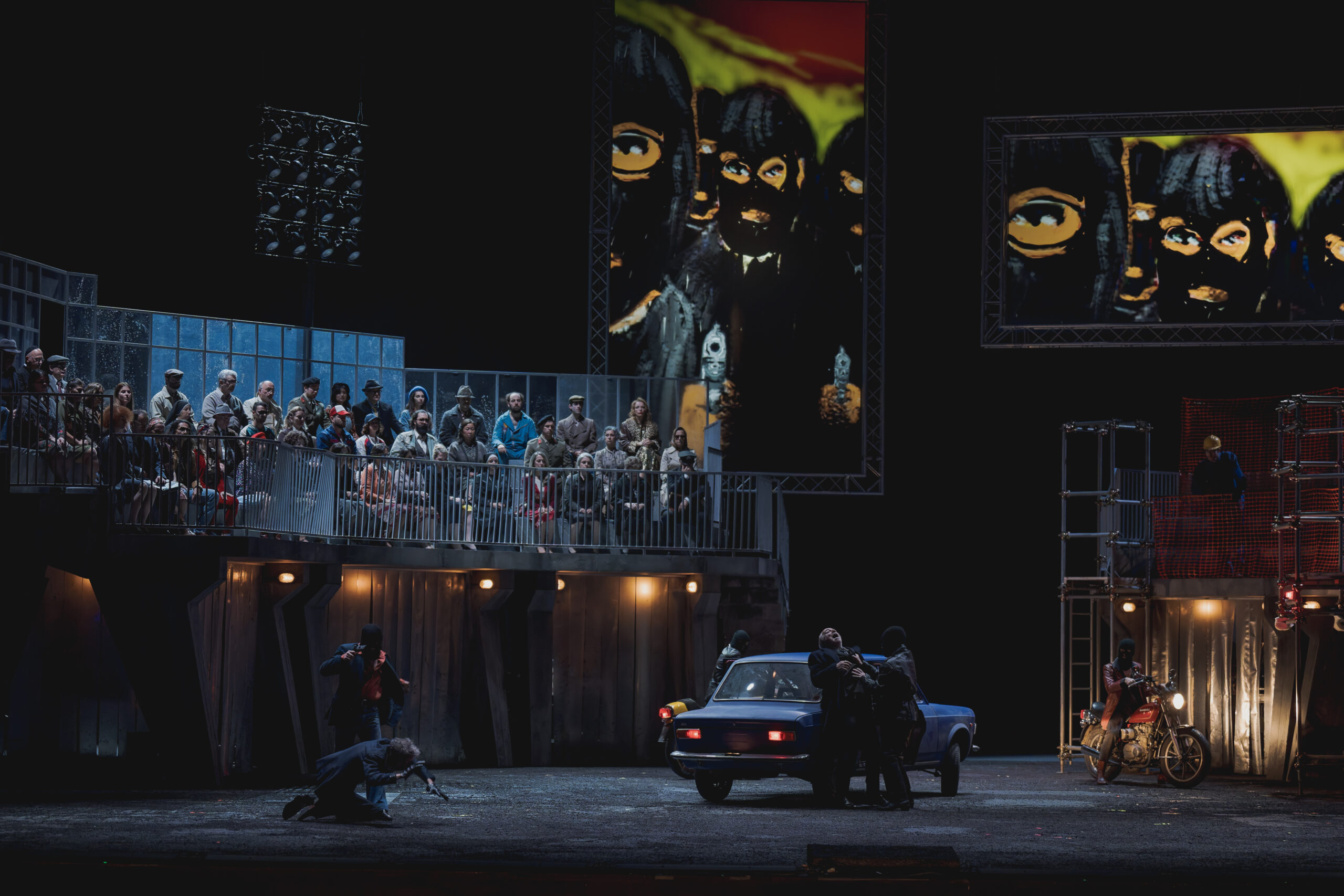 Una scena di Romanzo Criminale, opera lirica al Maggio Musicale Fiorentino